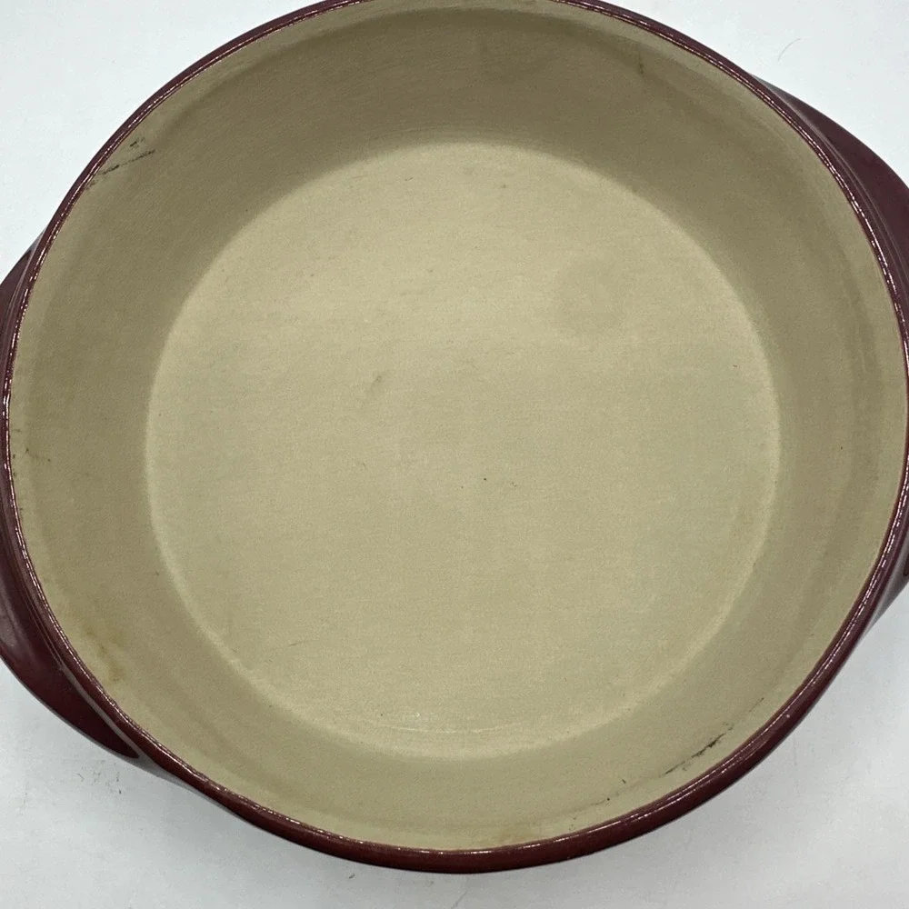 Pampered Chef Family Heritage Round Stoneware Baker Red Unglazed Holiday Dish 8